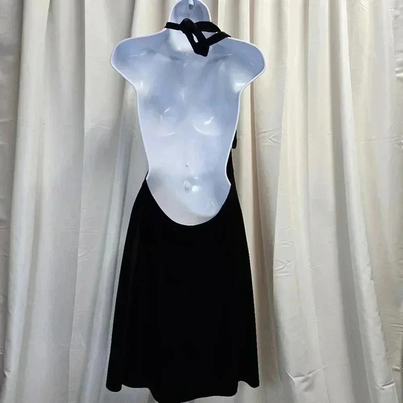 BISHOP & YOUNG Naomi Halter Dress NWT Size large Black velvet witchcore Matrix - Picture 4 of 8